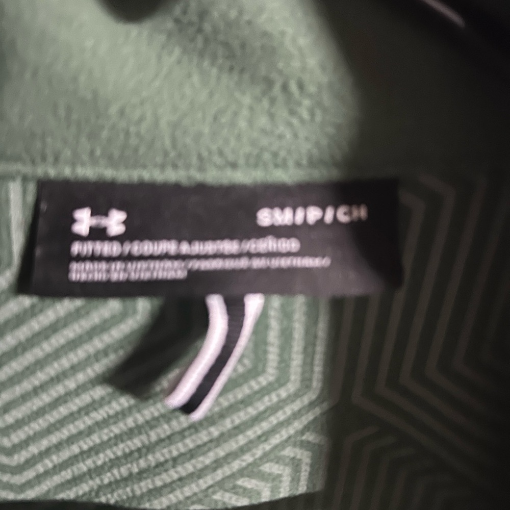 Under Armour Geometric Green Top